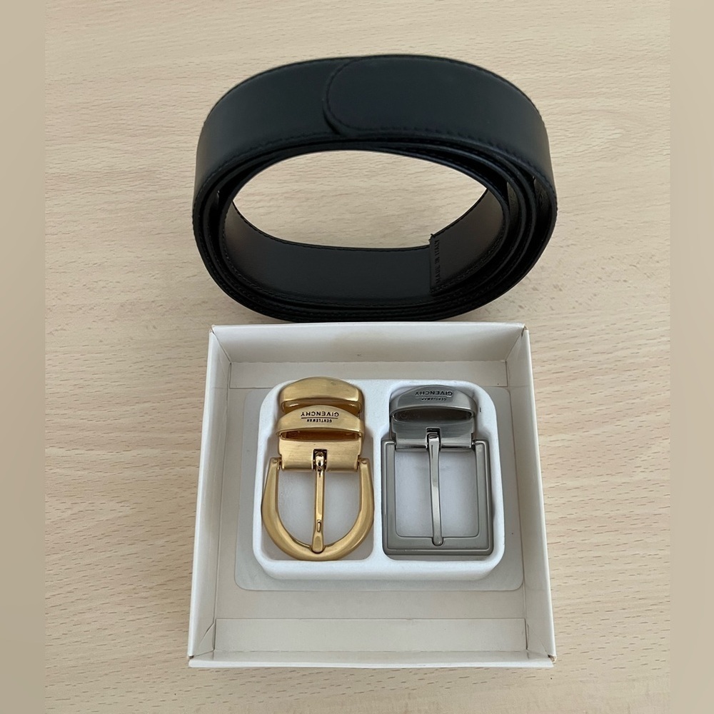 Givenchy Men’s Black Leather Belt Gift Set Two Buckles Gentleman Collection NIB - Picture 12 of 16
